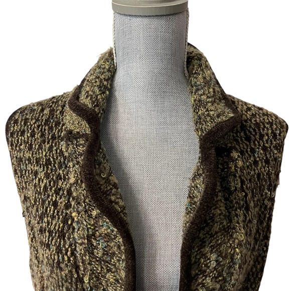 Curio Sweater Vest - Picture 2 of 7